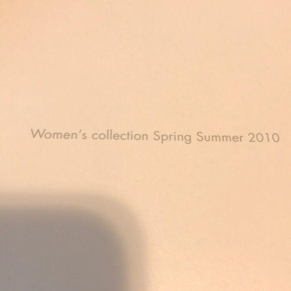 GUCCI Women’s Collection Summer 2010 Catalog NEW UNUSED VINTAGE - Picture 9 of 9